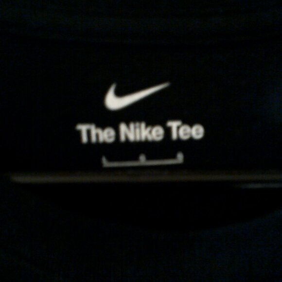 NEW NIKE LEBRON JAMES "Saquon Barkley Tee" MEN'S BLACK T-SHIRT LARGE IM6781-010 - Picture 3 of 9